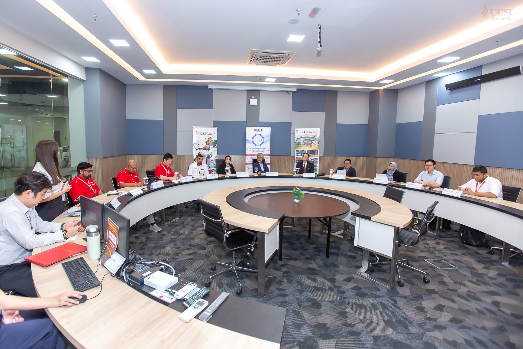 UCSI and Hualang Renewable Energy strengthen collaboration